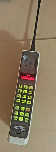 Motorola dynatac 8000f - motorola,