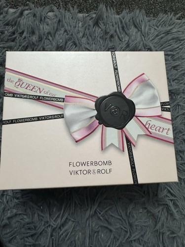 Viktor rolf flowerbomb gift - rolf,