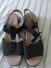 Ladies Softlite Sandals Size 7 Black