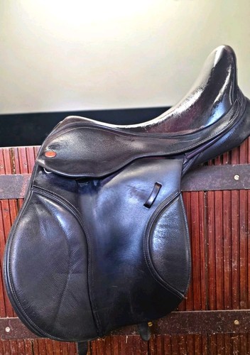 Kent masters compact - &,