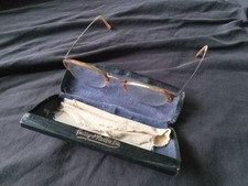 vintage spectacles 19 50`s-60`s,with case and cloth-fair condition