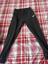 NIKE CARGOS BLACK MEDIUM