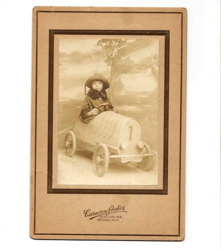 Antique 1920s cute girl fur - c.,