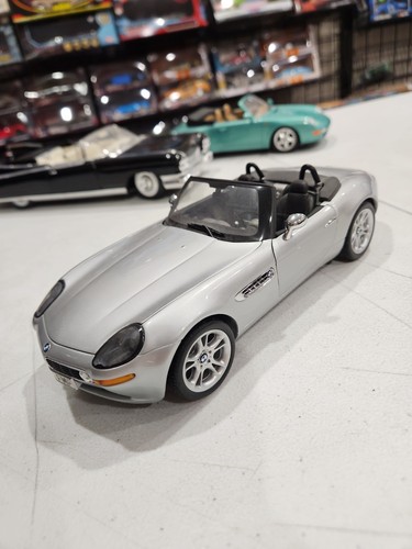 Kyosho bmw in silver - bmw,