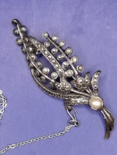 Lovely Vintage Silver Toned Marcasite Flower Brooch With Faux Pearl Detail