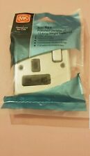 MK Chrome 1 Gang Switched Plug