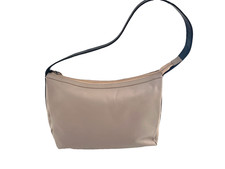 Lakeland woman's Taupe/light