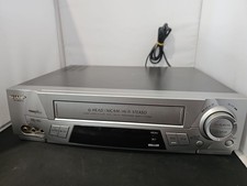 Sharp VC-MH713 Silver Hi-Fi
