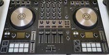 Native Instruments Traktor Kontrol S4 Mk3 