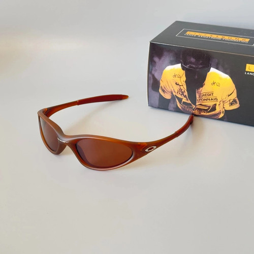 Oakley mitute brown vintage - oakley,