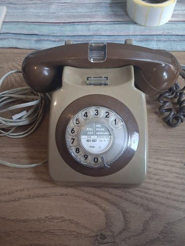 Vintage rotary telephone - bt,
