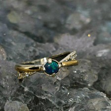 Lightning Ridge Black Opal