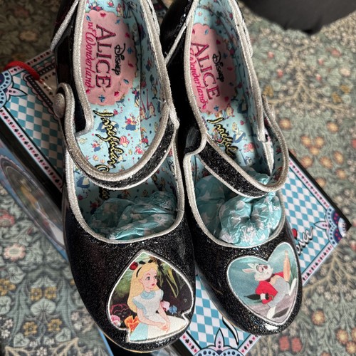 Euc irregular choice alice - irregular, in