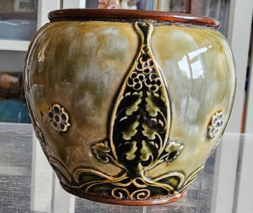 Antique royal doulton lambeth - royal,