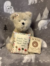 Boyd’s Collection Teddy Bear