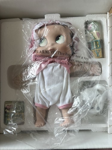 Vintage new box danbury - vintage,
