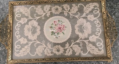 Vintage petit point - point, tray