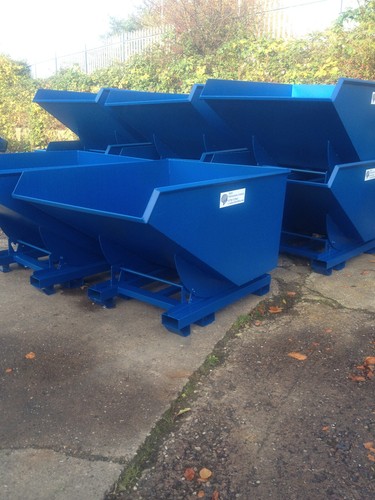 Forklift tipping skip waste - forklift, skip/