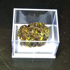 Campylite Plumbogummite Dry