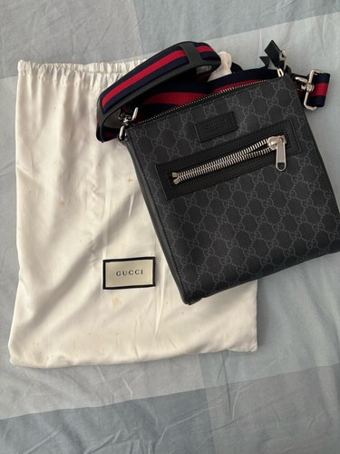 Gucci black small - gucci,