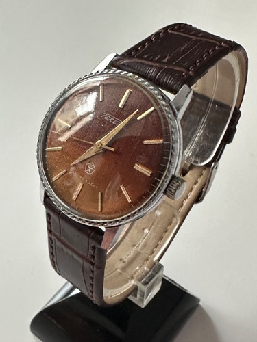 Vintage raketa brown - raketa, jeans