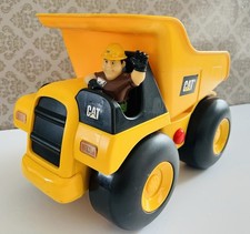 CAT Construction Toys Dump