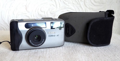 Vintage nikon zoom 400 35mm - vintage, af
