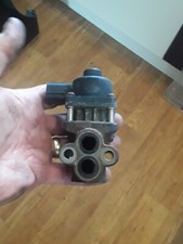 FOR SUBARU IMPREZA 1.5 2.0 FORESTER SG5 X EGR VALVE 14710AA730