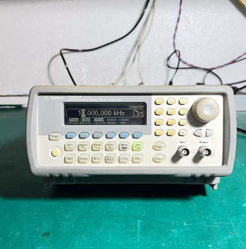 1pcs used agilent 33220a - 1pcs,