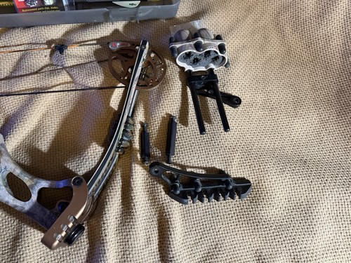 Hoyt trykon case and - case,