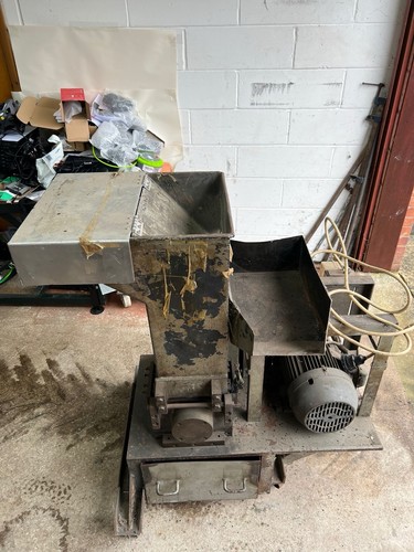 Industrial plastic granulator - plastic,