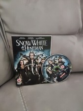Snow white and - snow, huntsman