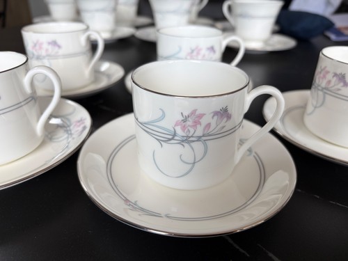 Royal doulton coffee cup - doulton,