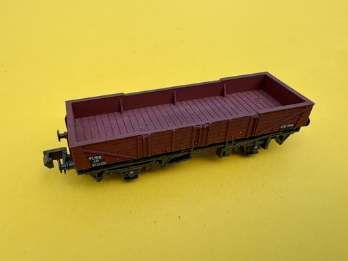 Peco tube wagon - wagon, livery