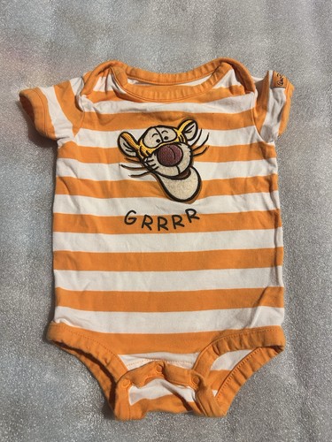 Disney parks tigger winnie - tigger,