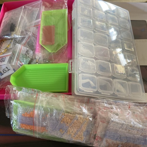 Art storage box grids - 28,