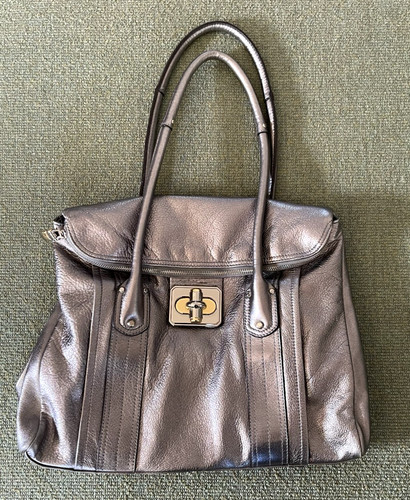 Makowsky silver leather - b,