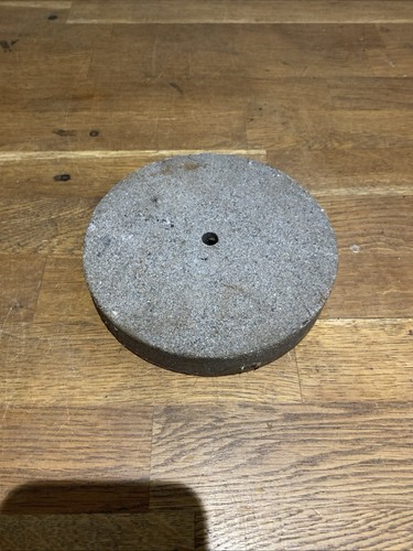 Old vintage sharpening - /,