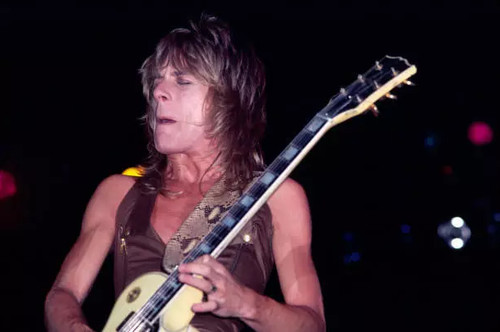 Randy rhoads plays guitar - plays,