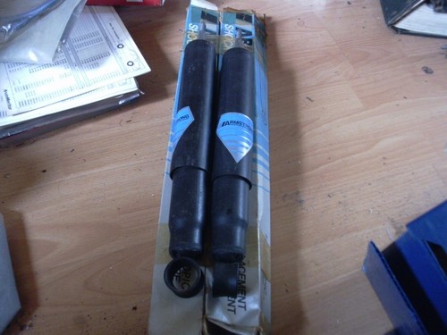 Pair armstrong shock - pair, absorbers
