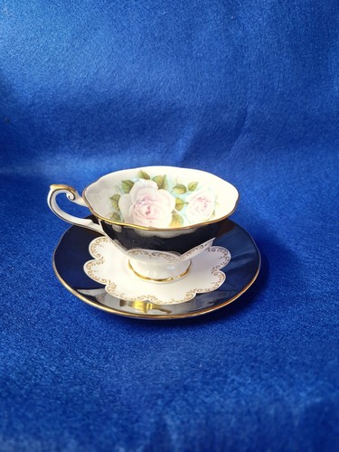Vintage queen tea cup - queen’s, and