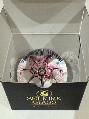 Selkirk glass paperweight - selkirk,
