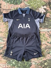 Kids Nike Spurs Kit Age 7/8 with Shorts 122 - 128 CM