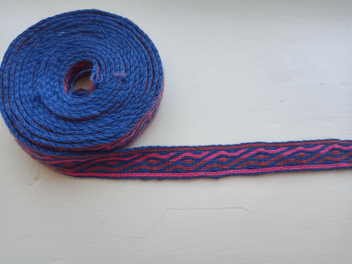 Woollen tablet weaving - woollen,