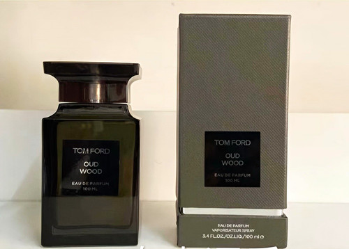 Oud wood eau parfum - eau,