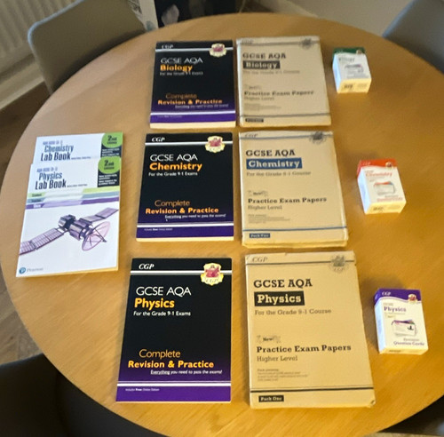 Cgp gcse aqa bio - cgp,