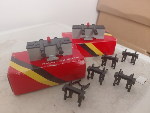 Hornby hydraulic buffers - 2,