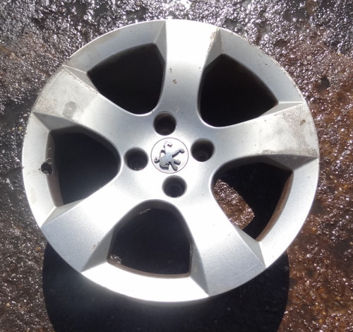 Peugeot 3008 alloy wheel - peugeot,