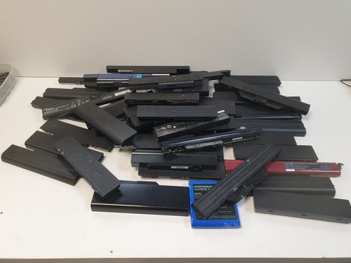 Joblot laptop batteries - laptop,