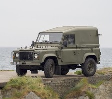 Photo 6x4 MOD Land Rover